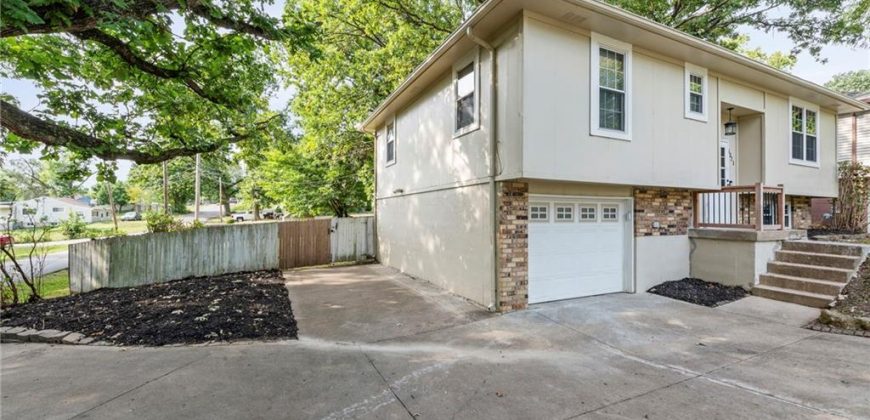 Homes for Sale in Kansas City, MO 64117 | 5321 NE 46th Street
