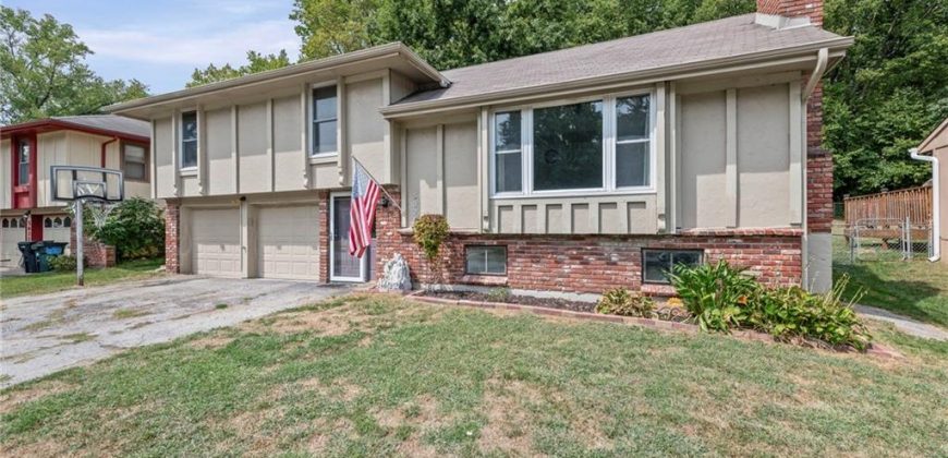 Homes for Sale in Kansas City, MO 64151 | 5026 NW Woody Creek Lane