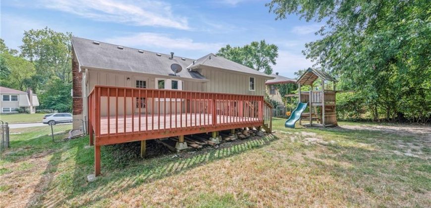 Homes for Sale in Kansas City, MO 64151 | 5026 NW Woody Creek Lane