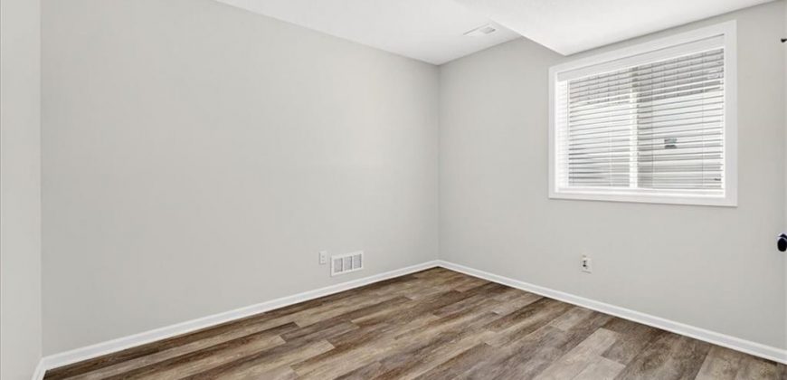 Homes for Sale in Kansas City, MO 64154 | 9518 N Lenox Place