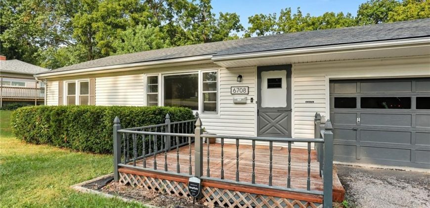 Homes for Sale in Gladstone, MO 64118 | 6708 N Grand Avenue