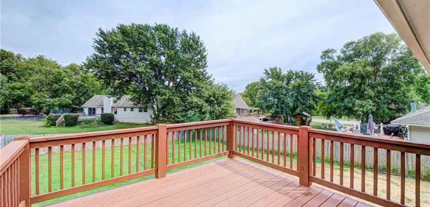 Homes for Sale in Kansas City, MO 64155 | 10119 N WYANDOTTE Street