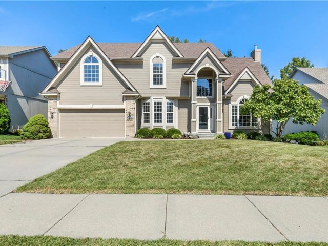 Homes for Sale in Kansas City, MO 64118 | 1416 NE 79th Street