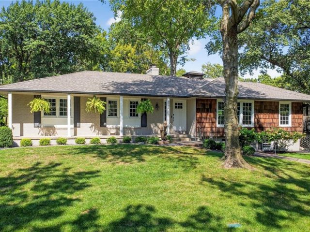 Homes for Sale in Platte Woods, MO 64151 | 5702 NW Valley Road