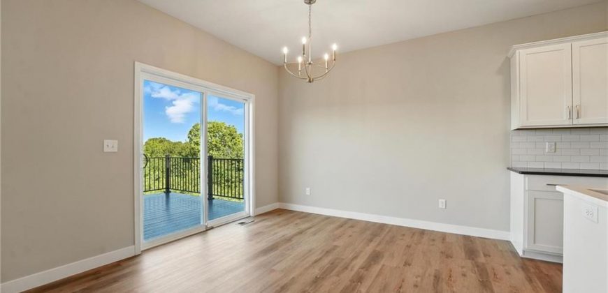 Homes for Sale in Kansas City, MO 64154 | 9702 N Amoret Avenue