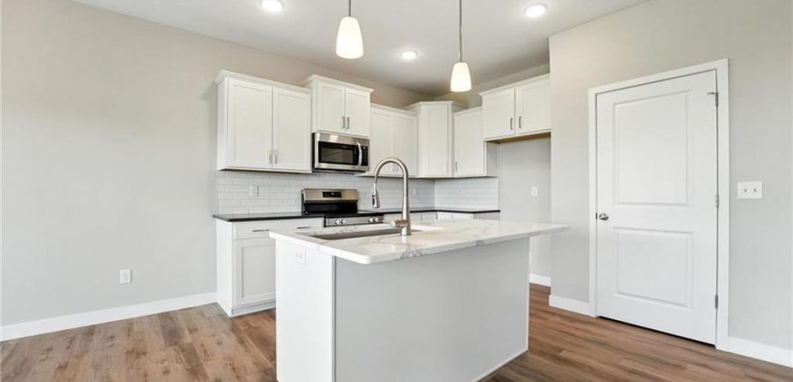 Homes for Sale in Kansas City, MO 64154 | 9702 N Amoret Avenue