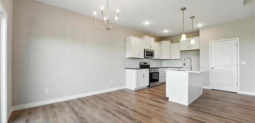 Homes for Sale in Kansas City, MO 64154 | 9702 N Amoret Avenue