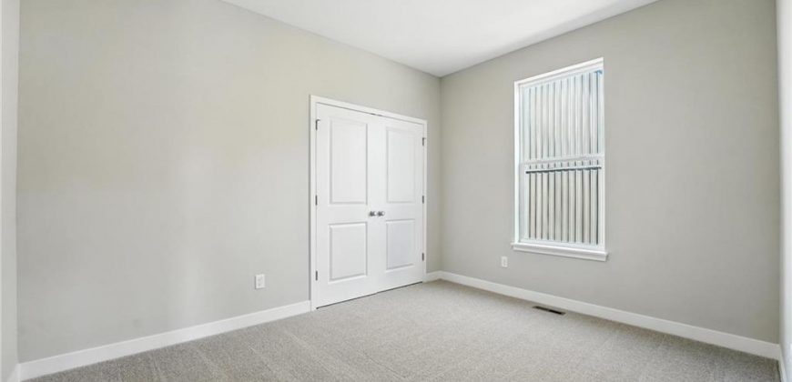 Homes for Sale in Kansas City, MO 64154 | 9702 N Amoret Avenue