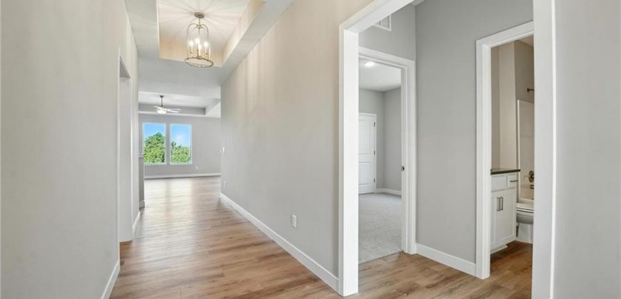 Homes for Sale in Kansas City, MO 64154 | 9702 N Amoret Avenue