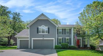 Homes for Sale in Parkville, MO 64152 | 10119  River Hills Drive