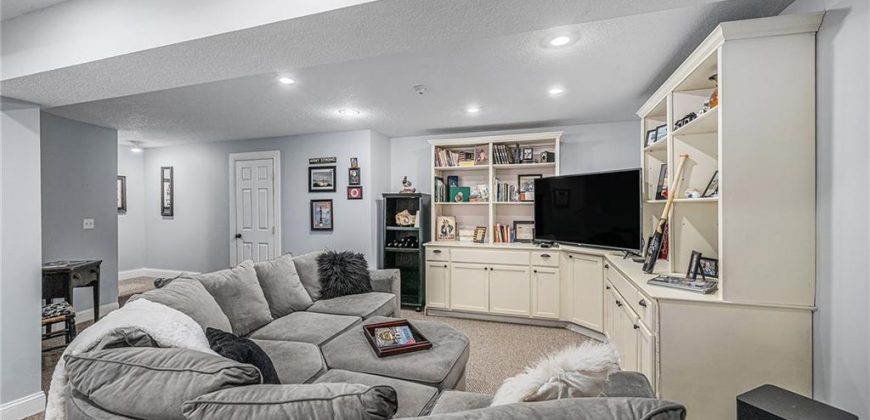 Homes for Sale in Parkville, MO 64152 | 10119  River Hills Drive