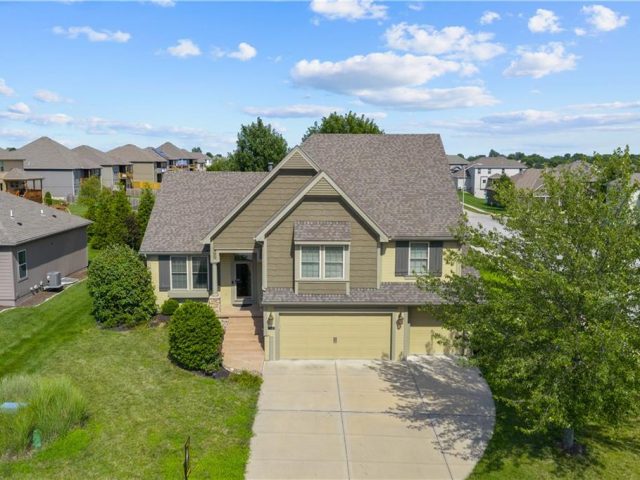 Homes for Sale in Kansas City, MO 64156 | 9103 N Bales Avenue