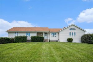 12912-N-Oakland-Avenue-mls-2557638-image-1