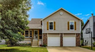 Homes for Sale in Kansas City, MO 64155 | 10626 N Charlotte Street