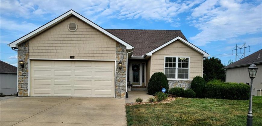Homes for Sale in Smithville, MO 64089 | 104  Prairie Rose Circle