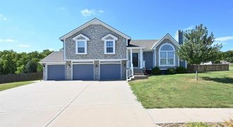 Homes for Sale in Platte City, MO 64079 | 13360  Ridgeview Drive