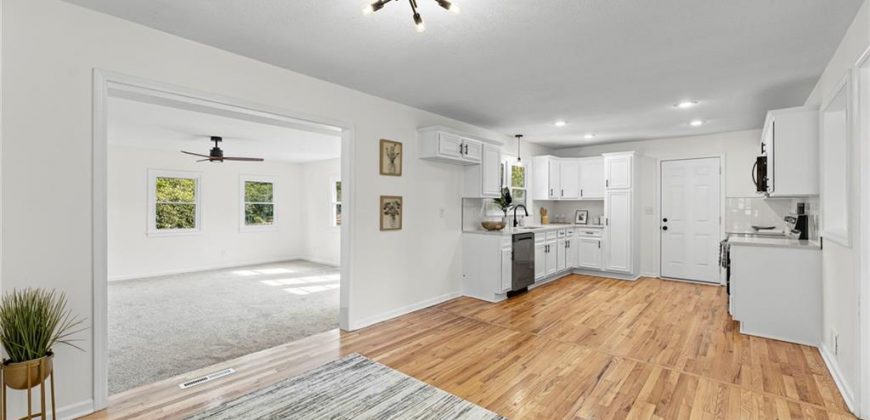 Homes for Sale in Kansas City, MO 64116 | 2400 NE 43rd Street