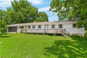 1300-NE-64Th-Terrace-mls-2572547-image-1