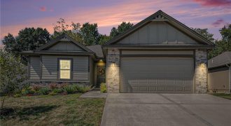 Homes for Sale in Kearney, MO 64060 | 208 S MARIMACK Court
