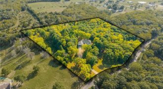 Homes for Sale in Smithville, MO 64089 | 1619  Sunrise Drive