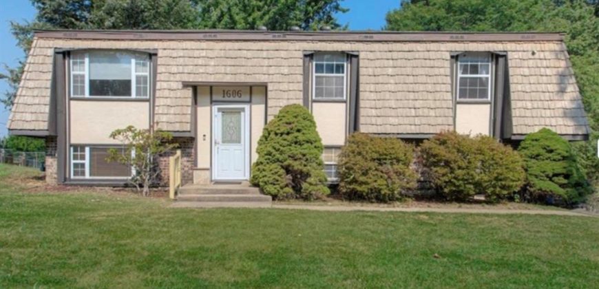 Homes for Sale in Kansas City, MO 64118 | 1606 NW 66th Street