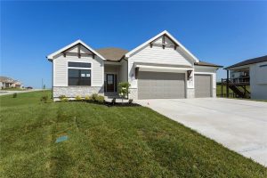 13616--Clover-Court-mls-2556051-image-1