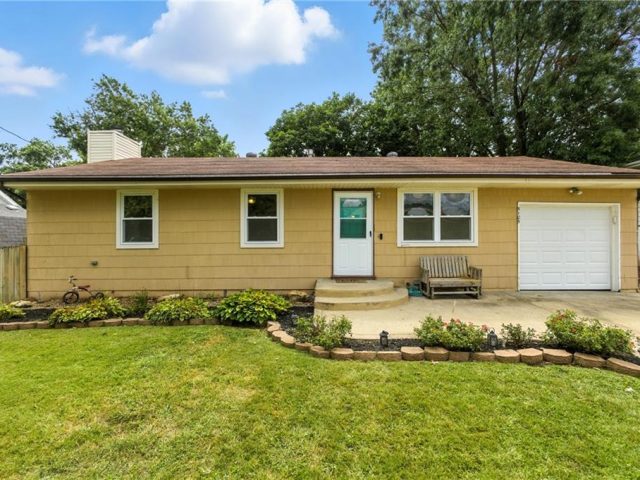 Homes for Sale in Kansas City, MO 64119 | 5105 NE 58th Street