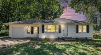 Homes for Sale in Kansas City, MO 64155 | 611 NE 88th Street