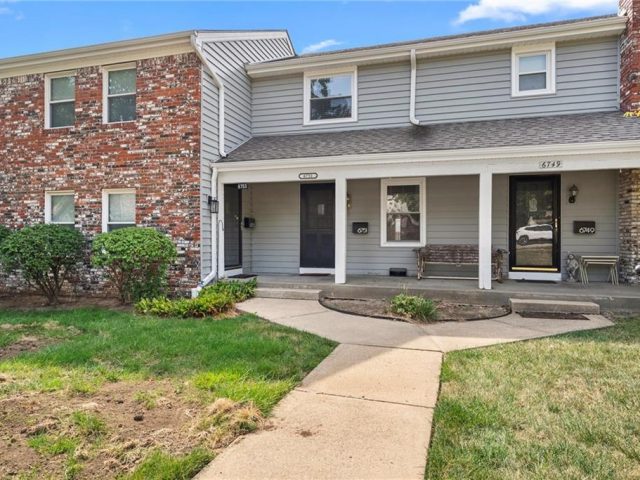 Homes for Sale in Kansas City, MO 64119 | 6751 N Askew Circle