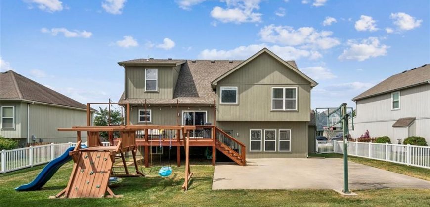 Homes for Sale in Kearney, MO 64060 | 905  Crestridge Drive
