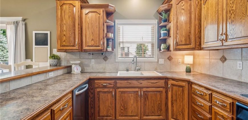 Homes for Sale in Kearney, MO 64060 | 905  Crestridge Drive