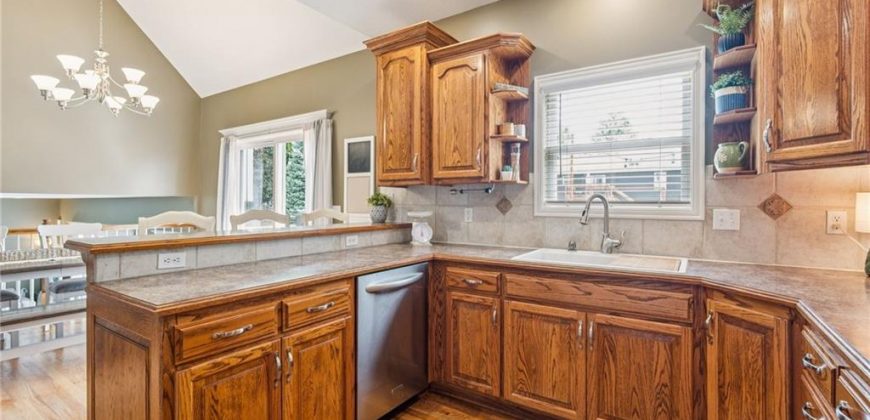 Homes for Sale in Kearney, MO 64060 | 905  Crestridge Drive