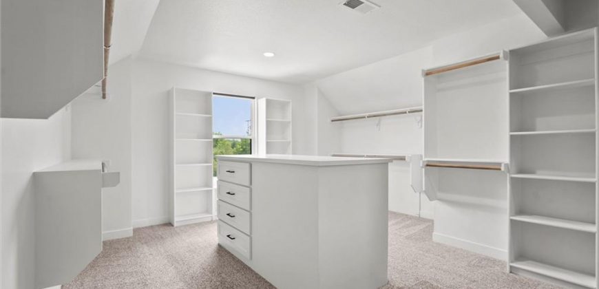 Homes for Sale in Kansas City, MO 64153 | 8222 NW 89th Street