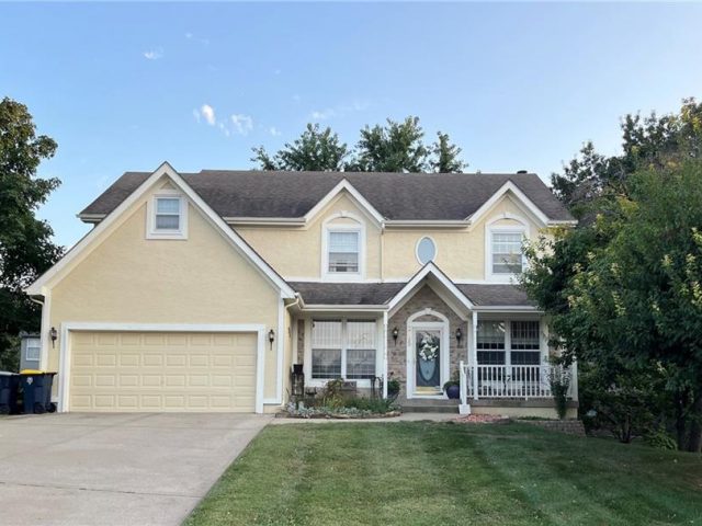Homes for Sale in Kansas City, MO 64152 | 8205 NW 81st Court