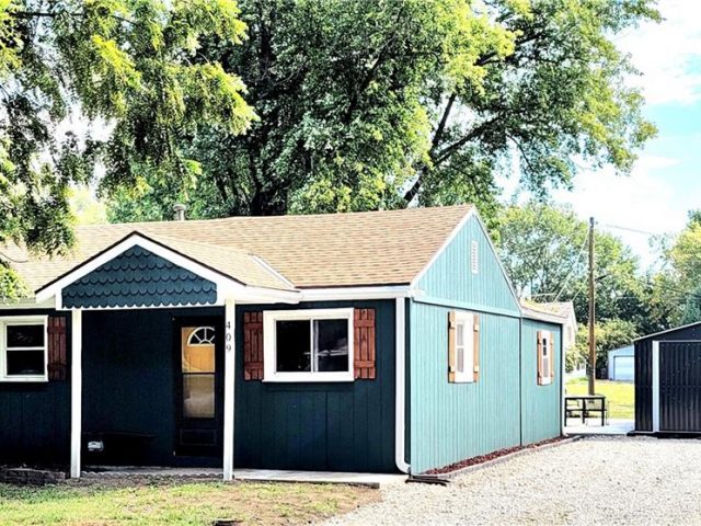 Homes for Sale in Birmingham, MO 64161 | 409  Spratley Street