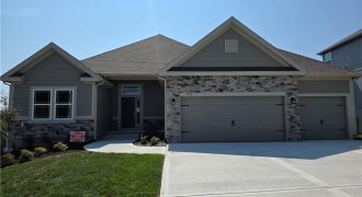 Homes for Sale in Kansas City, MO 64156 | 7015 NE 103rd Street