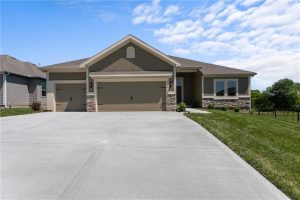 8915-N-Monroe-Avenue-mls-2535959-image-1