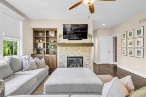8135-NE-80th-Terrace-mls-2555893-image-1