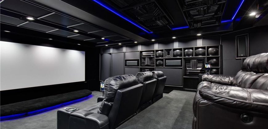 Homes for Sale in Kansas City, MO 64151 | 6112 N Mattox Road