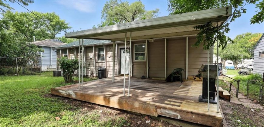 Homes for Sale in Kansas City, MO 64116 | 4609 N Troost Avenue