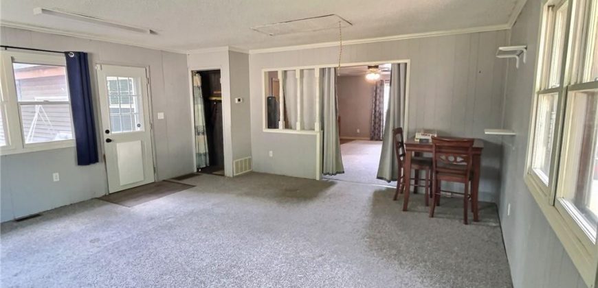 Homes for Sale in Gladstone, MO 64118 | 6909 N BALTIMORE Avenue