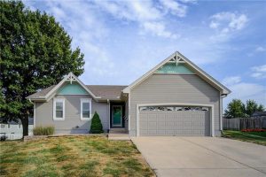 1702--Flintrock-Street-mls-2568762-image-1