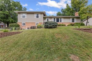 1504-NE-51st-Street-mls-2569724-image-1