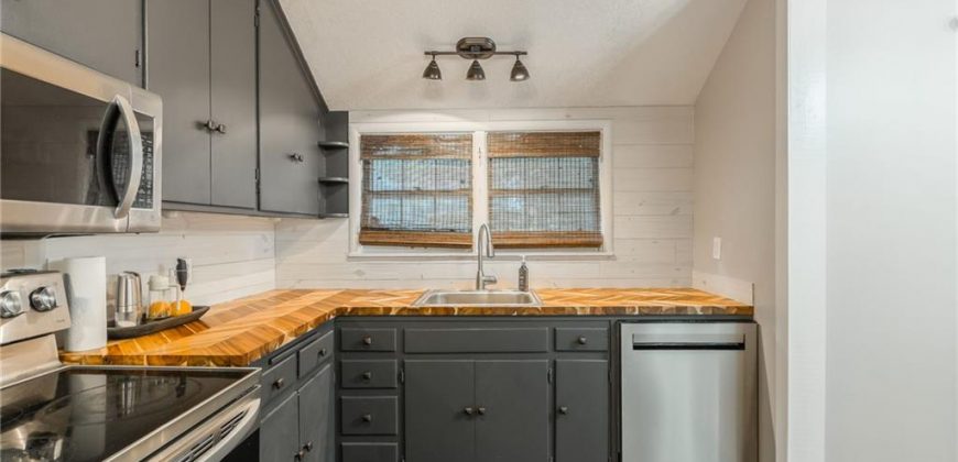 Homes for Sale in Kansas City, MO 64119 | 3008 NE 54th Street