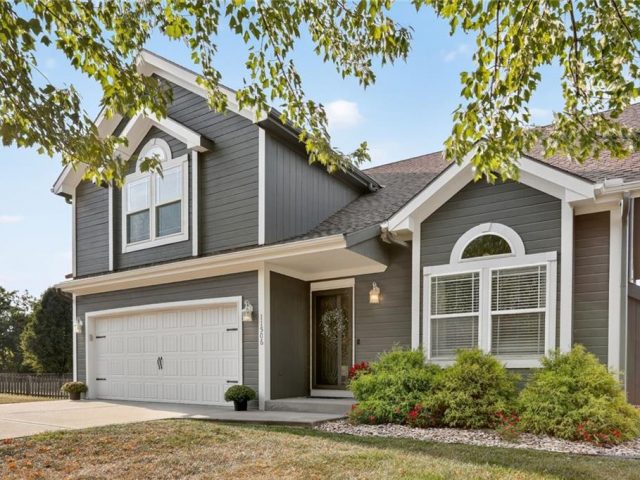 Homes for Sale in Kansas City, MO 64156 | 11506 N Ewing Avenue
