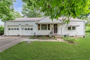 1306-NE-56th-Terrace-mls-2574795-image-1