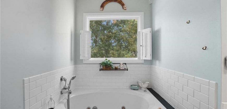Homes for Sale in Kansas City, MO 64152 | 7660 N POMONA Place