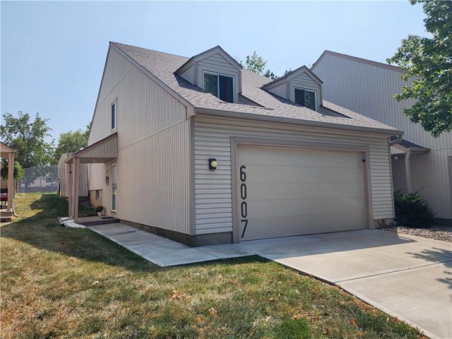 Homes for Sale in Gladstone, MO 64119 | 6007 N Kansas Avenue