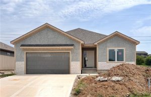 10101-N-Oakland-Avenue-mls-2519928-image-1