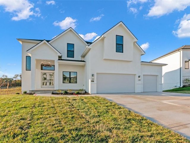 Homes for Sale in Kearney, MO 64060 | 11420  Rye Drive